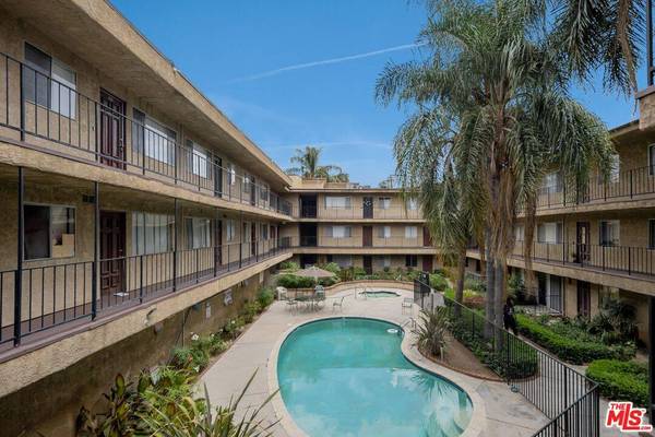 8505 Columbus Ave #307