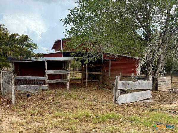 6975 Silver Mine RD, Harwood, TX 78632