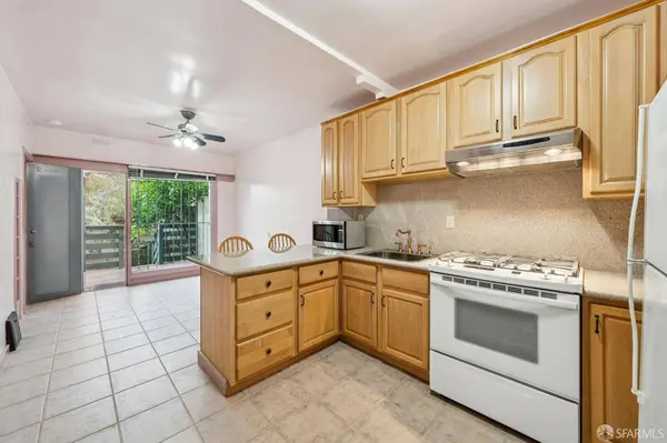 1551 Hampshire ST, San Francisco, CA 94110