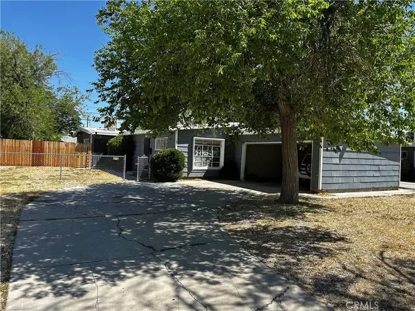 1231 W Avenue H15, Lancaster, CA 93534