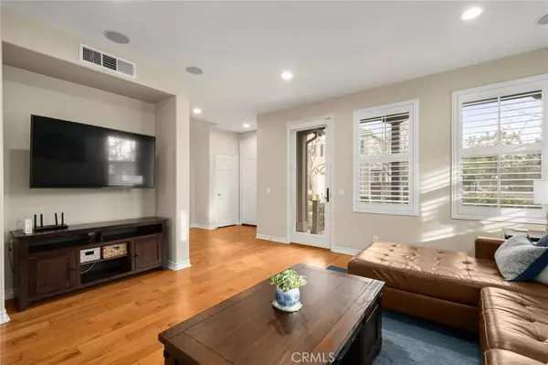 15205 Severyns RD, Tustin, CA 92782