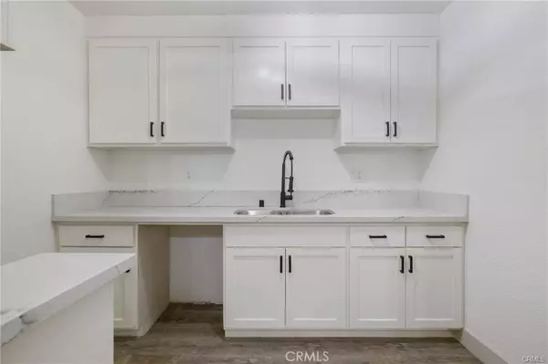 1107 Pacific, Bakersfield, CA 93305