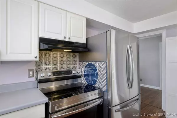 9101 Walter AVE, Louisville, KY 40229