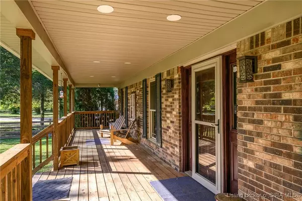 8126 John Pectol RD, Georgetown, IN 47122