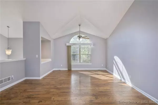 1034 Brookstone CT, Georgetown, IN 47122