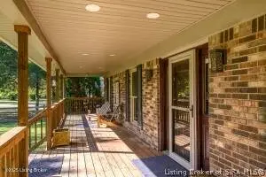 8126 John Pectol RD, Georgetown, IN 47122