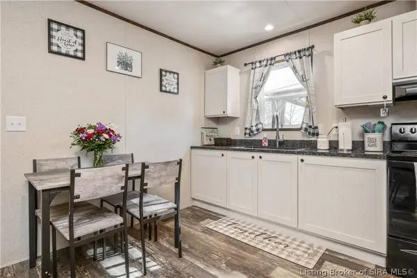 11356 S Marengo PIKE, Hardinsburg, IN 47125