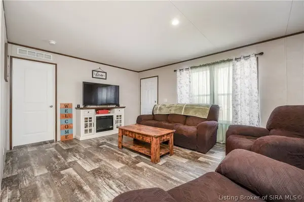 11356 S Marengo PIKE, Hardinsburg, IN 47125