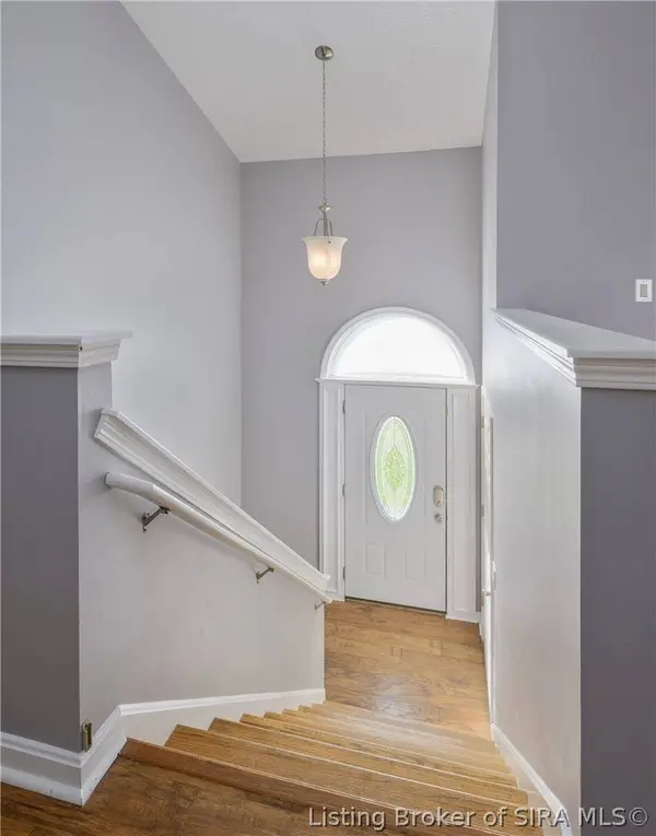 1034 Brookstone CT, Georgetown, IN 47122