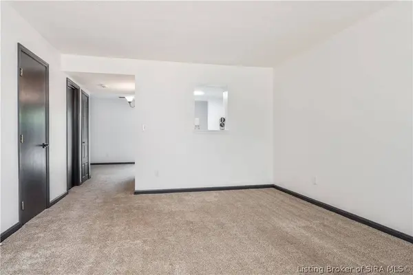 1417 Slate Run RD #54, New Albany, IN 47150