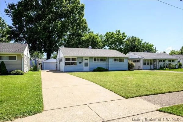 4917 Raven RD, Louisville, KY 40213
