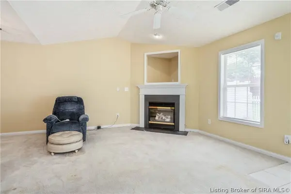 6616 Woods Mill DR, Louisville, KY 40272