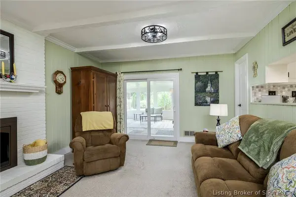 500 Bentbrook DR, New Albany, IN 47150