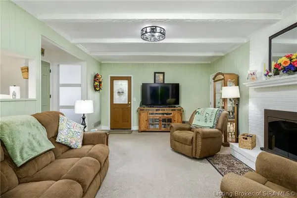 500 Bentbrook DR, New Albany, IN 47150