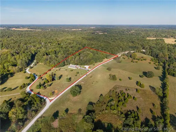 5775 W Nally CT, Fredericksburg, IN 47120