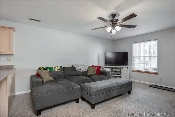 4521 Meadow Lark Manor LN, Louisville, KY 40245