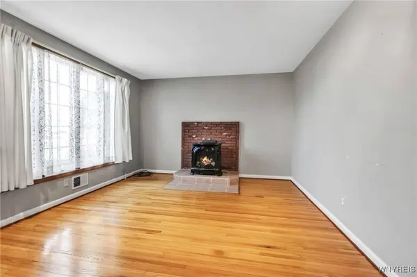 331 Heath, Buffalo, NY 14223