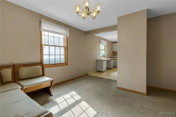 331 Heath, Buffalo, NY 14223