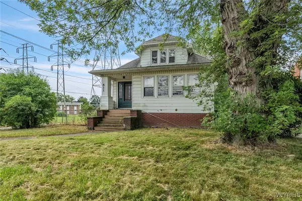 811 Cleveland DR, Buffalo, NY 14225