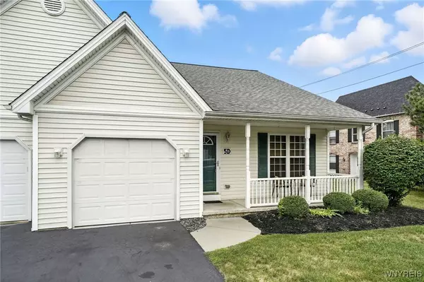 5 Astor Ridge DR #D, Buffalo, NY 14228