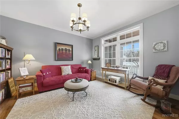 5115 Willowbrook DR W, Clarence, NY 14031