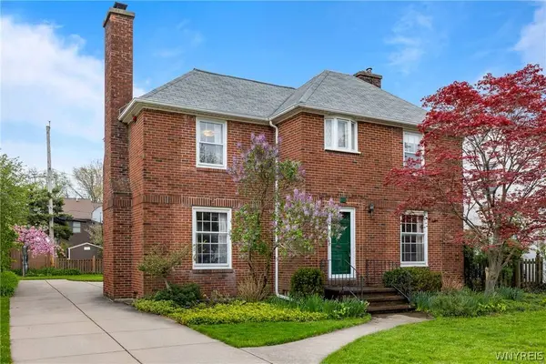 25 Saint Johns AVE, Buffalo, NY 14223