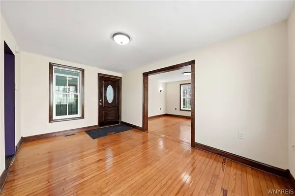 51 Trinity PL, Buffalo, NY 14201