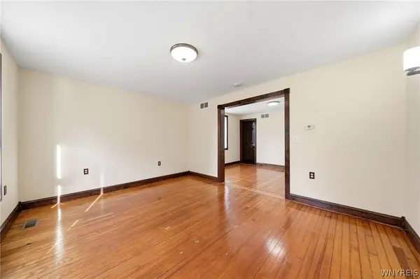 51 Trinity PL, Buffalo, NY 14201