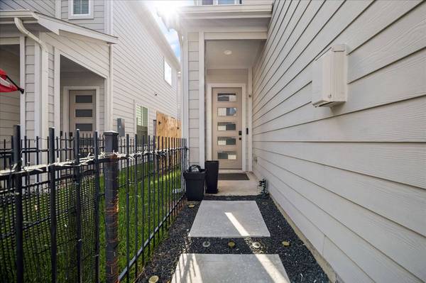 1193 W Tidwell RD, Houston, TX 77091