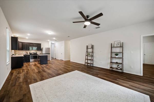 4275 Pine Still RD, Conroe, TX 77304