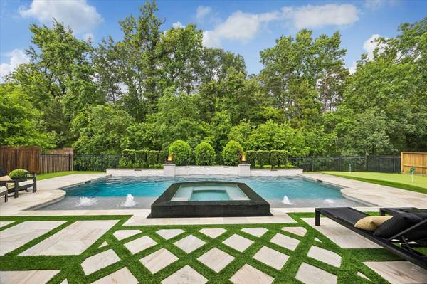 4011 Pleasant Ridge DR, Spring, TX 77386