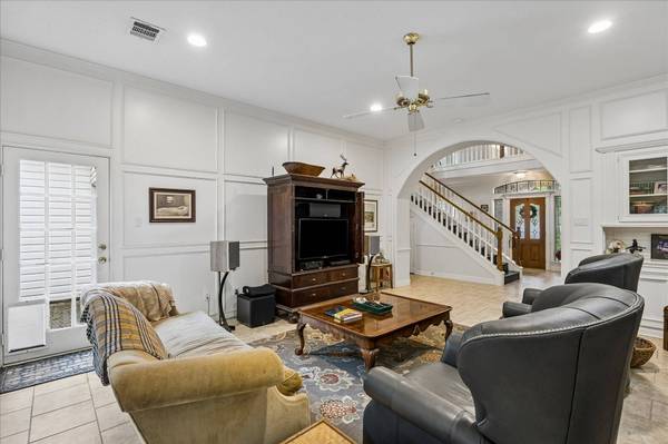 6015 Spanish Oak WAY, Spring, TX 77379