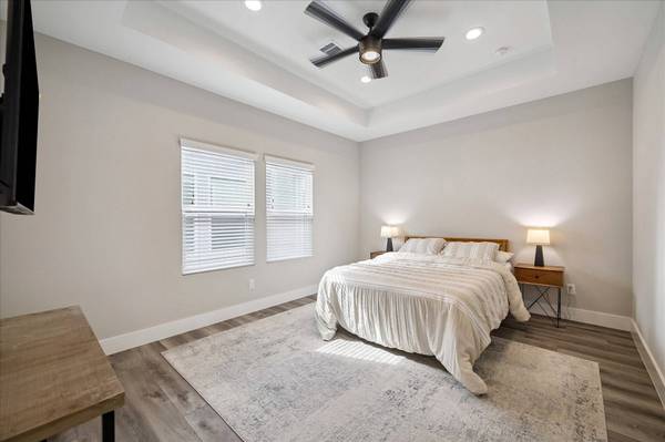 1193 W Tidwell RD, Houston, TX 77091