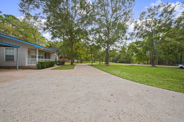 23780 Joseph RD, Hockley, TX 77447