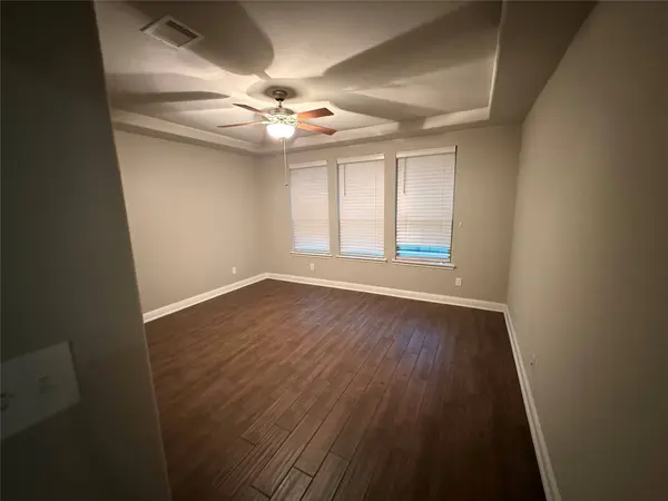 135 Bloomhill PL, Magnolia, TX 77354