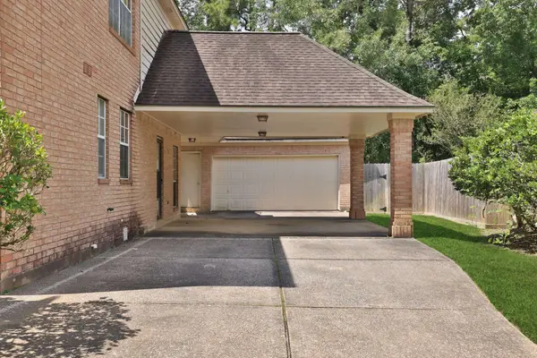 1619 Lofty Maple TRL, Houston, TX 77345