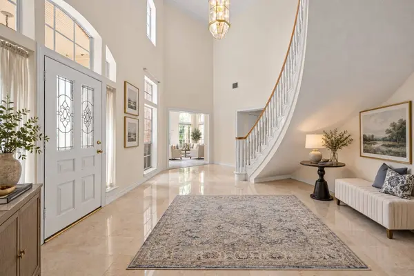 1619 Lofty Maple TRL, Houston, TX 77345