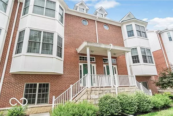 839 N Park Trail DR, Carmel, IN 46032