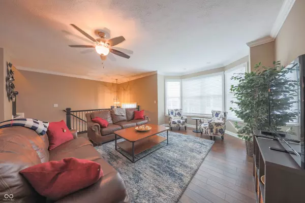 839 N Park Trail DR, Carmel, IN 46032