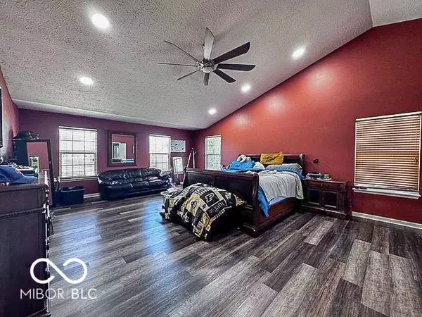 6155 W Bayfront, Mccordsville, IN 46055