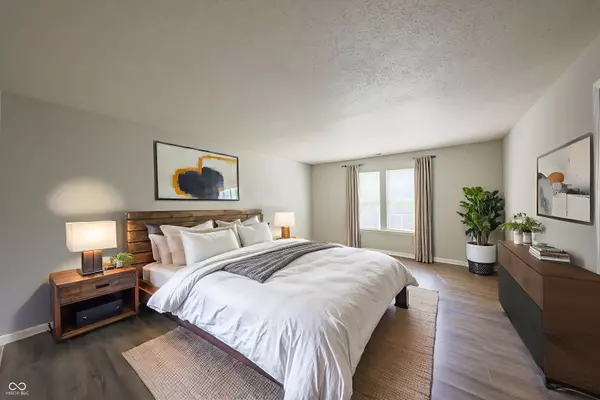 10178 Brushfield LN, Fishers, IN 46037