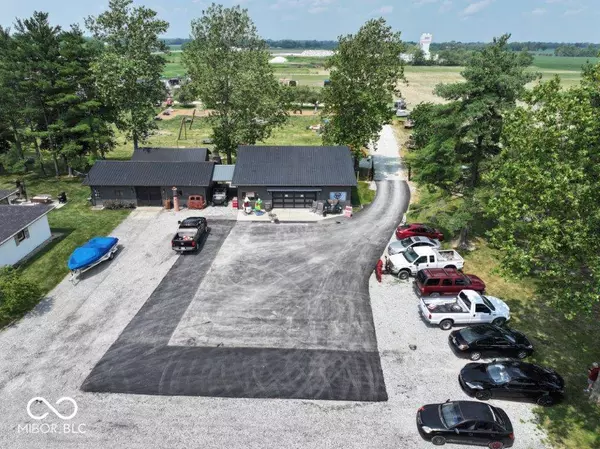 6397 S State Road 13, Pendleton, IN 46064