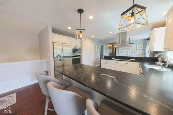 5892 N Fortville PIKE, Greenfield, IN 46140