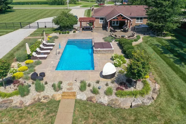 5892 N Fortville PIKE, Greenfield, IN 46140