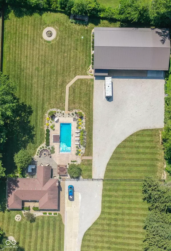 5892 N Fortville PIKE, Greenfield, IN 46140