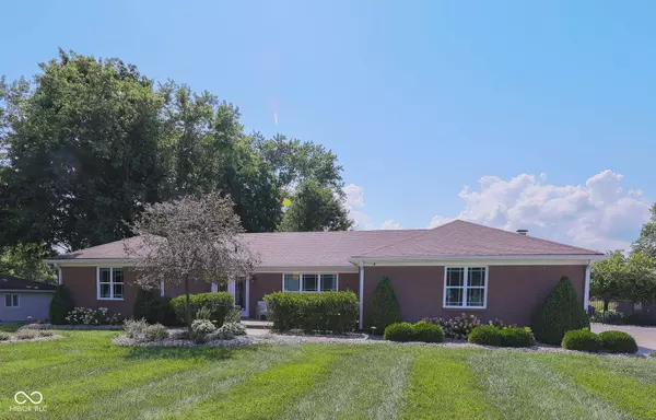 5892 N Fortville PIKE, Greenfield, IN 46140