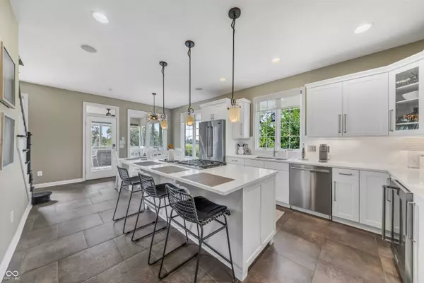 16463 Valhalla DR, Noblesville, IN 46060