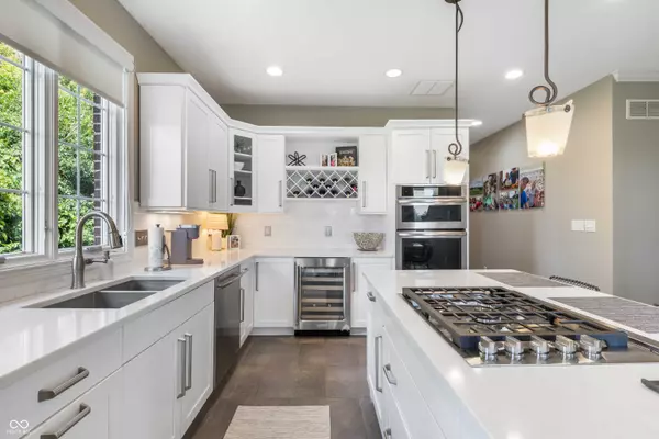 16463 Valhalla DR, Noblesville, IN 46060