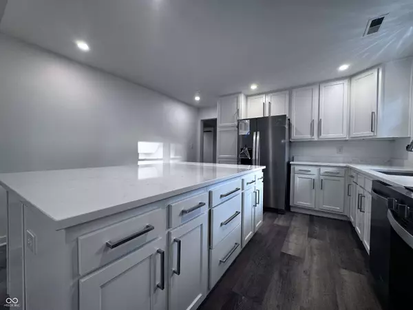 503 N Swain ST, Ingalls, IN 46048