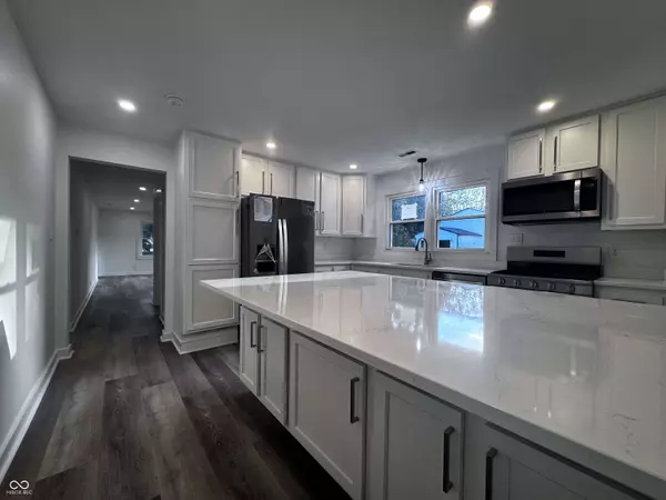 503 N Swain ST, Ingalls, IN 46048